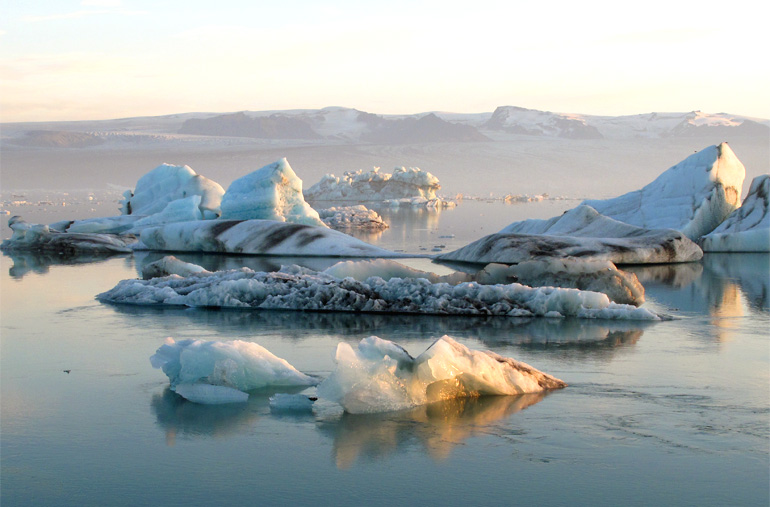 Islandia